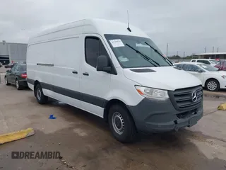 2021 Mercedes-Benz Sprinter Cargo with VIN W1Y4ECHY8MT079254, listed as a IAAI auction lot 41394825 with 301,811 mi miles. Bid and sale history available at carsss.com. Image 1.