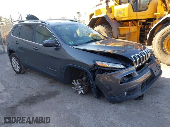 2015 Jeep Cherokee Latitude with VIN 1C4PJMCSXFW725644, listed as a IAAI auction lot 41312764 with 191,714 mi miles and . Bid and sale history available at DreamBid. Image 1.