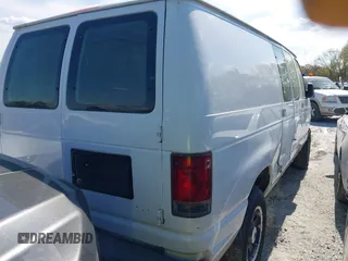 2006 Ford Econoline Cargo z VIN 1FTNE24LX6HB35472, wystawiony jako IAAI lot #41707889 z przebiegiem 259 379 mil mil oraz . Historia ofert i sprzedaży dostępna na DreamBid. Obrazek 4.