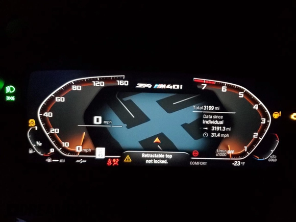 2024 BMW Z4 sDriveM40i with VIN WBAHF9C02RWY35106, listed as a Copart auction lot 82878254 with 3,199 mi miles and Salvage title. Bid and sale history available at DreamBid. Image 9.