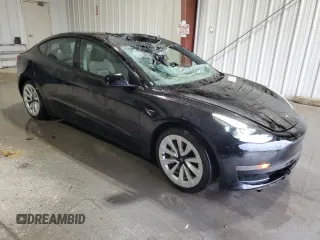 2022 Tesla Model 3 z VIN 5YJ3E1EA6NF369993, wystawiony jako Copart lot #58030945 z przebiegiem 128 079 mil mil oraz Szkoda całkowita • Salvage title. Historia ofert i sprzedaży dostępna na DreamBid. Obrazek 4.