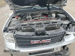 2012 GMC Sierra 2500HD SLT with VIN 1GT121E89CF112381, listed as a Copart auction lot 83098594 with 240,168 mi miles and Salvage title. Bid and sale history available at DreamBid. Image 12.