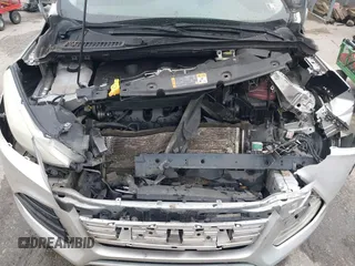 2013 Ford Escape SEL z VIN 1FMCU9H97DUA34665, wystawiony jako IAAI lot #42258567 z przebiegiem 174 227 mil mil oraz . Historia ofert i sprzedaży dostępna na DreamBid. Obrazek 10.