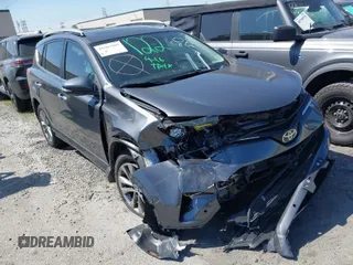 2017 Toyota RAV4 Limited with VIN 2T3YFREV4HW330306, listed as a IAAI auction lot 41963262 with 33,915 mi miles. Bid and sale history available at carsss.com. Image 1.
