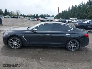 2020 Genesis G70 2.0T with VIN KMTG44LAXLU062079, listed as a IAAI auction lot 41913591 with 24,556 mi miles. Bid and sale history available at carsss.com. Image 14.