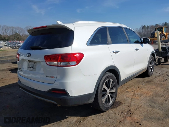 2016 Kia Sorento EX with VIN 5XYPHDA19GG145323, listed as a IAAI auction lot 41788183 with 120,756 mi miles and . Bid and sale history available at DreamBid. Image 4.