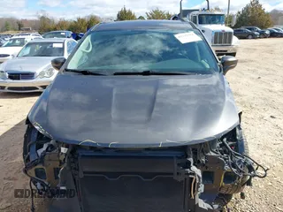 2018 Chrysler Pacifica Touring L with VIN 2C4RC1BG4JR204161, listed as a IAAI auction lot 41737734 with 87,323 mi miles and . Bid and sale history available at DreamBid. Image 13.