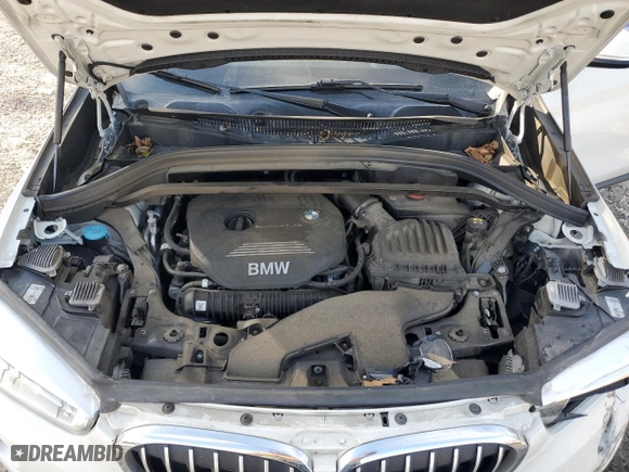 2018 BMW X1 xDrive28i with VIN WBXHT3C38J5F92064, listed as a Copart auction lot 46570835 with NaN miles and Salvage Title. Bid and sale history available at carsss.com. Image 12.