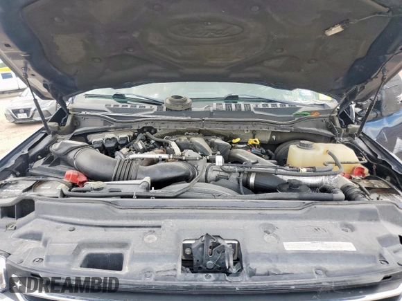 2018 Ford F-250 XL with VIN 1FT7W2BT8JEC38747, listed as a Copart auction lot 62722925 with 155,078 mi miles and Clean title. Bid and sale history available at DreamBid. Image 11.