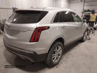 2020 Cadillac XT5 Premium Luxury AWD with VIN 1GYKNDRS4LZ166523, listed as a IAAI auction lot 41118646 with 72,216 mi miles and . Bid and sale history available at carsss.com. Image 4.