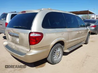 2001 Chrysler Town & Country Limited with VIN 2C8GP64L01R316795, listed as a IAAI auction lot 41756720 with 154,631 mi miles. Bid and sale history available at carsss.com. Image 4.