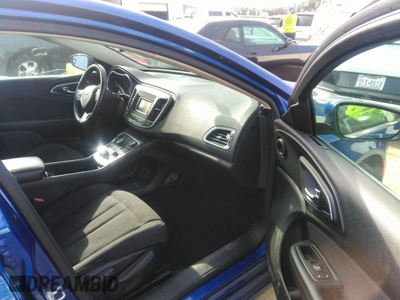2015 Chrysler 200 Limited with VIN 1C3CCCAB9FN563232, listed as a IAAI auction lot 41543836 with 80,263 mi miles. Bid and sale history available at carsss.com. Image 5.