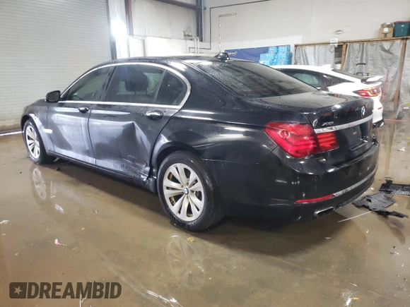 2015 BMW 7 Series 740Li xDrive with VIN WBAYF4C50FGS99499, listed as a Copart auction lot 87686735 with 108,568 mi miles and Salvage Title. Bid and sale history available at carsss.com. Image 2.