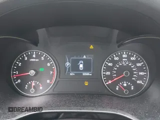 2016 Kia Optima EX z VIN 5XXGU4L3XGG085728, wystawiony jako IAAI lot #42179434 z przebiegiem 93 589 mil mil oraz . Historia ofert i sprzedaży dostępna na DreamBid. Obrazek 7.
