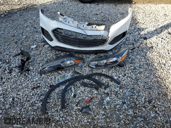 2019 Chevrolet Trax LS with VIN 3GNCJNSB6KL245341, listed as a Copart auction lot 85442734 with 85,000 mi miles and Salvage Title. Bid and sale history available at carsss.com. Image 13.