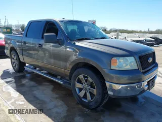 2006 Ford F-150 XLT with VIN 1FTRW12W16KD39036, listed as a IAAI auction lot 41396215 with 150,392 mi miles. Bid and sale history available at carsss.com. Image 1.