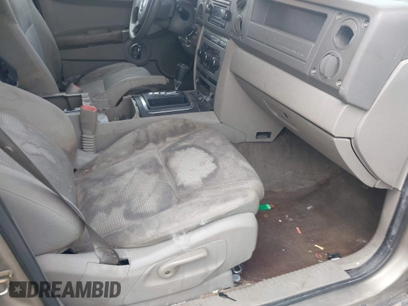 2006 Jeep Commander z VIN 1J8HG48K86C191324, wystawiony jako IAAI lot #42121472 z przebiegiem 220 098 mil mil oraz . Historia ofert i sprzedaży dostępna na DreamBid. Obrazek 5.