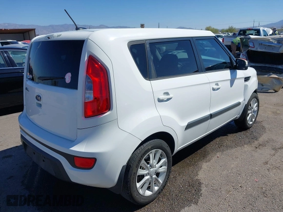2012 Kia Soul + with VIN KNDJT2A60C7479185, listed as a IAAI auction lot 41885776 with 72,719 mi miles. Bid and sale history available at carsss.com. Image 4.