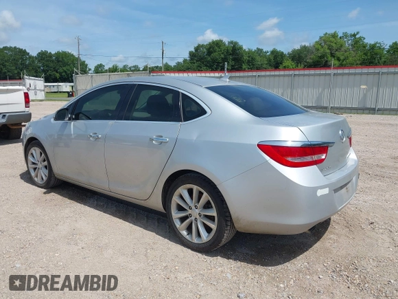 2014 Buick Verano z VIN 1G4PP5SK2E4108928, wystawiony jako IAAI lot #42456825 z przebiegiem 242 650 mil mil oraz . Historia ofert i sprzedaży dostępna na DreamBid. Obrazek 3.