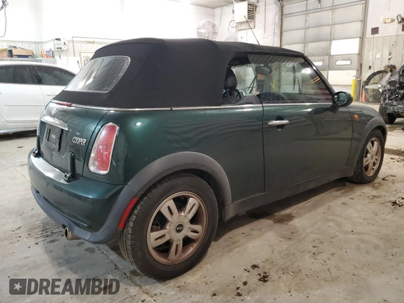 2008 MINI Convertible z VIN WMWRF33538TG18390, wystawiony jako Copart lot #84453434 z przebiegiem Nie podano mil oraz Tytuł czysty. Historia ofert i sprzedaży dostępna na DreamBid. Obrazek 3.