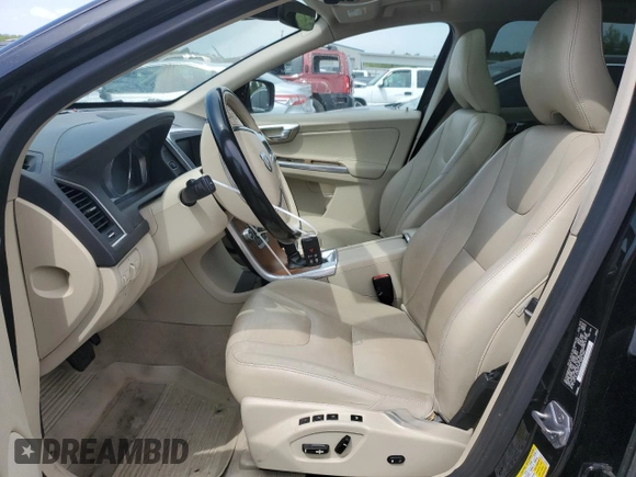 2016 Volvo XC60 T6 Drive-E Platinum с VIN YV449MDM7G2788363, выставлен на аукционе Copart как лот 50413254 с пробегом 139 931 миль миль и . История ставок и продаж доступна на DreamBid. Изображение 7.