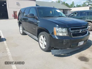 2011 Chevrolet Tahoe z VIN 1GNSKDFJ3BR192126, wystawiony jako IAAI lot #42859897 z przebiegiem 179 063 mil mil oraz . Historia ofert i sprzedaży dostępna na DreamBid. Obrazek 1.