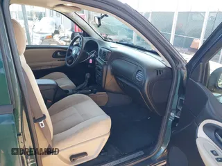 2005 Chevrolet TrailBlazer LT with VIN 1GNDT13S552203593, listed as a IAAI auction lot 41833044 with 195,227 mi miles and . Bid and sale history available at DreamBid. Image 5.