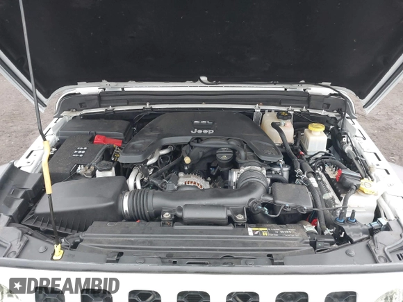 2020 Jeep Gladiator Sport S z VIN 1C6HJTAG0LL129461, wystawiony jako IAAI lot #41464713 z przebiegiem 66 625 mil mil oraz . Historia ofert i sprzedaży dostępna na DreamBid. Obrazek 10.