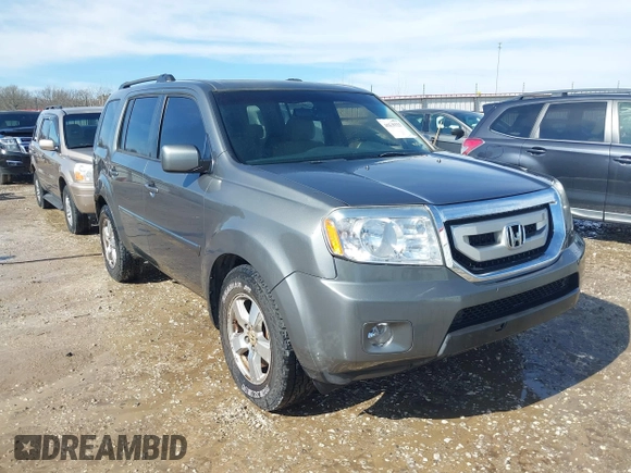 2009 Honda Pilot EX with VIN 5FNYF48469B003449, listed as a IAAI auction lot 41633525 with 190,462 mi miles. Bid and sale history available at carsss.com. Image 1.