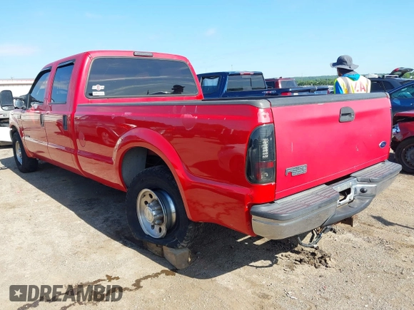 2000 Ford F-350 XL with VIN 3FTSW30F7YMA33373, listed as a IAAI auction lot 42512365 with 318,628 mi miles and . Bid and sale history available at DreamBid. Image 3.
