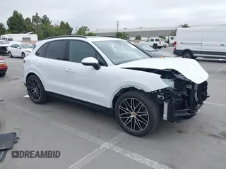 2024 Porsche Cayenne Turbo S E-Hybrid with VIN WP1AA2AY6RDA14314, listed as a IAAI auction lot 42439986 with 3,212 mi miles and . Bid and sale history available at DreamBid. Image 1.