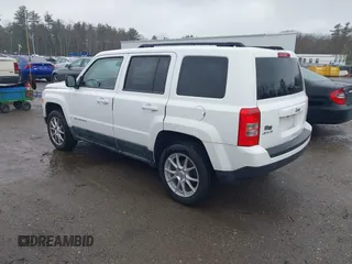 2011 Jeep Patriot Sport with VIN 1J4NF1GB0BD258347, listed as a IAAI auction lot 41948645 with 171,440 mi miles. Bid and sale history available at carsss.com. Image 3.
