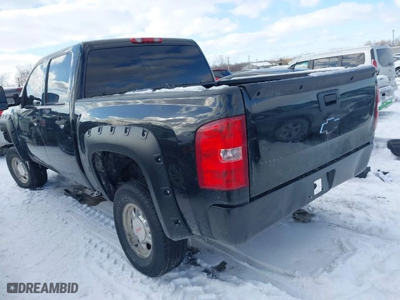 2008 Chevrolet Silverado 1500 LT w/1LT with VIN 3GCEK13JX8G294329, listed as a IAAI auction lot 41591010 with 246,781 mi miles. Bid and sale history available at carsss.com. Image 3.