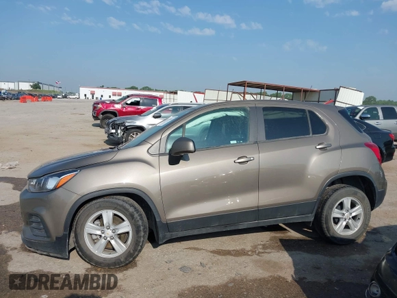 2020 Chevrolet Trax LS z VIN KL7CJKSB4LB334834, wystawiony jako IAAI lot #42332641 z przebiegiem 57 195 mil mil oraz . Historia ofert i sprzedaży dostępna na DreamBid. Obrazek 14.