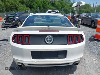 2013 Ford Mustang V6 with VIN 1ZVBP8AM6D5256735, listed as a IAAI auction lot 42322736 with 88,161 mi miles and . Bid and sale history available at DreamBid. Image 16.