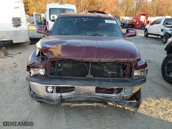 2001 Dodge Ram 3500 with VIN 1B7MC33671J599792, listed as a Copart auction lot 80102234 with 261,354 mi miles and Salvage Title. Bid and sale history available at carsss.com. Image 5.