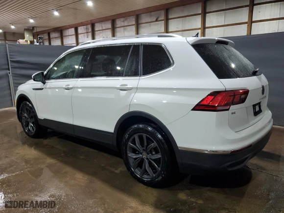 2024 Volkswagen Tiguan SE with VIN 3VV3B7AX8RM030032, listed as a Copart auction lot 54578215 with 43,461 mi miles and Clean Title. Bid and sale history available at carsss.com. Image 2.