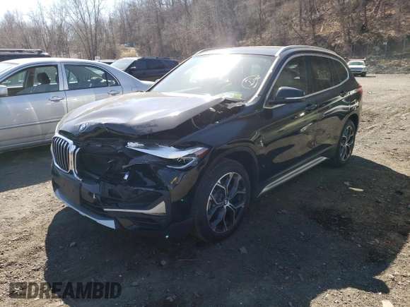 2020 BMW X1 xDrive28i with VIN WBXJG9C01L5P79502, listed as a Copart auction lot 46397463 with 26,326 mi miles. Bid and sale history available at carsss.com. Image 1.