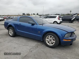 2009 Ford Mustang with VIN 1ZVHT80N495120434, listed as a Copart auction lot 56041445 with 176,625 mi miles and Clean Title. Bid and sale history available at carsss.com. Image 4.