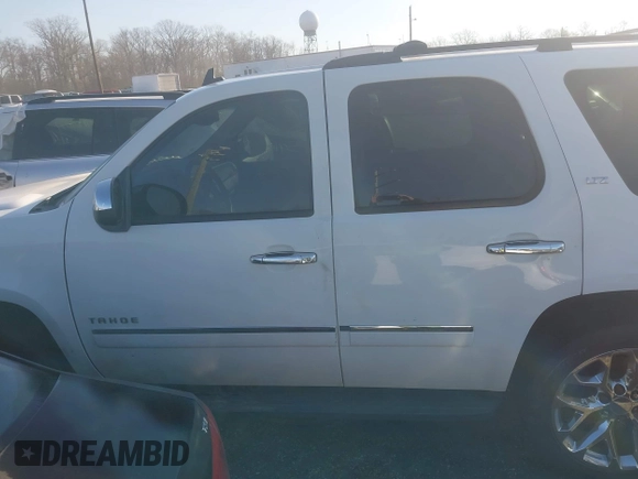 2010 Chevrolet Tahoe LTZ with VIN 1GNUKCE01AR197786, listed as a IAAI auction lot 41659828 with 288,151 mi miles and . Bid and sale history available at DreamBid. Image 14.