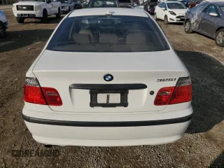 2004 BMW 3 Series 325i with VIN WBAAZ33454KP84385, listed as a Copart auction lot 41879615 with 140,811 mi miles and Salvage Title. Bid and sale history available at carsss.com. Image 6.