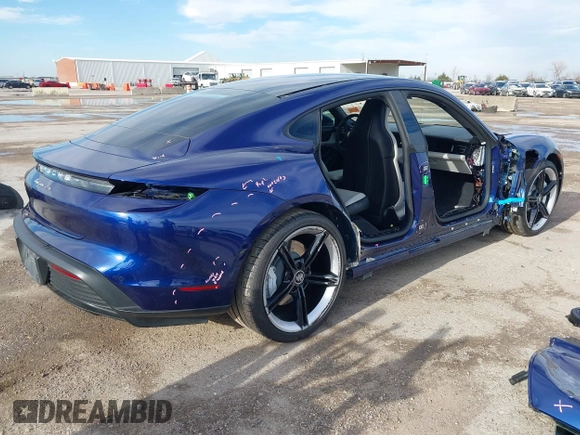 2024 Porsche Taycan z VIN WP0AA2Y18RSA13268, wystawiony jako IAAI lot #41467744 z przebiegiem 12 909 mil mil oraz . Historia ofert i sprzedaży dostępna na DreamBid. Obrazek 4.