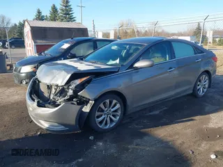 2012 Hyundai Sonata SE with VIN 5NPEC4ABXCH445938, listed as a IAAI auction lot 41834148 with 149,506 mi miles and . Bid and sale history available at carsss.com. Image 17.