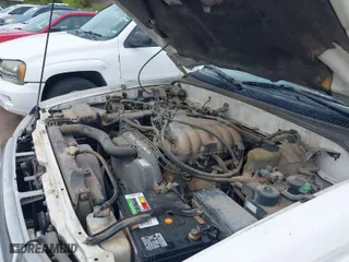 2000 Toyota 4Runner SR5 with VIN JT3GN86R8Y0151401, listed as a IAAI auction lot 41909912 with 158,978 mi miles. Bid and sale history available at carsss.com. Image 10.
