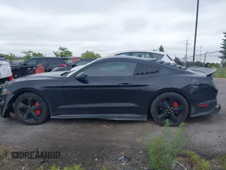 2021 Ford Mustang EcoBoost z VIN 1FA6P8TH7M5132841, wystawiony jako IAAI lot #42364830 z przebiegiem 22 331 mil mil oraz . Historia ofert i sprzedaży dostępna na DreamBid. Obrazek 14.