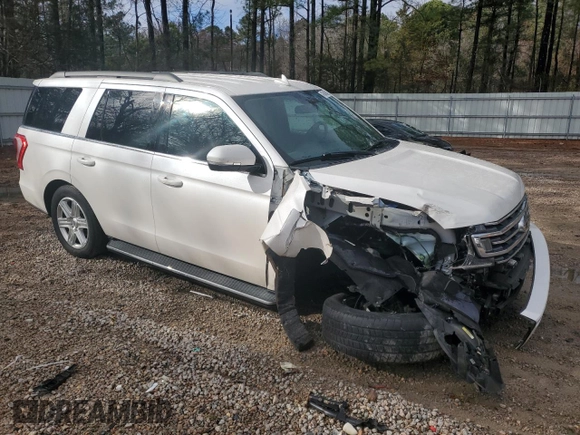 2019 Ford Expedition XLT with VIN 1FMJU1HT7KEA71047, listed as a Copart auction lot 47648145 with 125,601 mi miles and Salvage Title. Bid and sale history available at carsss.com. Image 4.