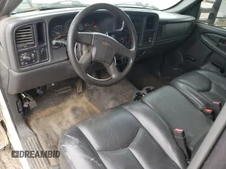 2004 GMC Sierra 1500 with VIN 1GTHC24204E339688, listed as a Copart auction lot 77595054 with 230,719 mi miles and Clean Title. Bid and sale history available at DreamBid. Image 8.