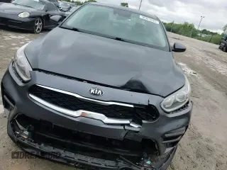 2019 Kia Forte LXS with VIN 3KPF24AD1KE136290, listed as a Copart auction lot 58561635 with 59,916 mi miles and Salvage title. Bid and sale history available at DreamBid. Image 13.