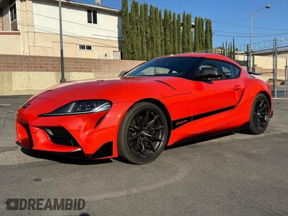 2024 Toyota Supra 3.0 z VIN WZ1DB0G09RW063546, wystawiony jako Copart lot #67269555 z przebiegiem 5 150 mil mil oraz Szkoda całkowita • Salvage title. Historia ofert i sprzedaży dostępna na DreamBid. Obrazek 2.