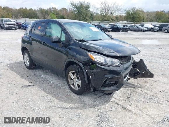 2019 Chevrolet Trax LS with VIN 3GNCJNSB2KL304062, listed as a IAAI auction lot 41782450 with 1 mi miles. Bid and sale history available at carsss.com. Image 1.